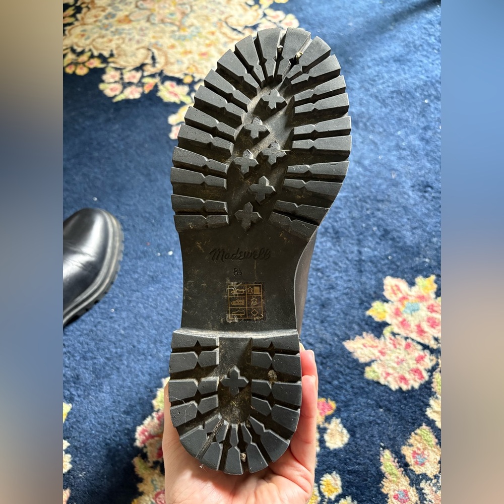 Madewell Chunky Chelsea Boots 8.5 - Picture 7 of 7